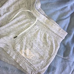 nike sportswear shorts